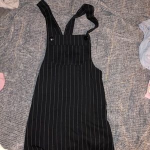 Overall dress